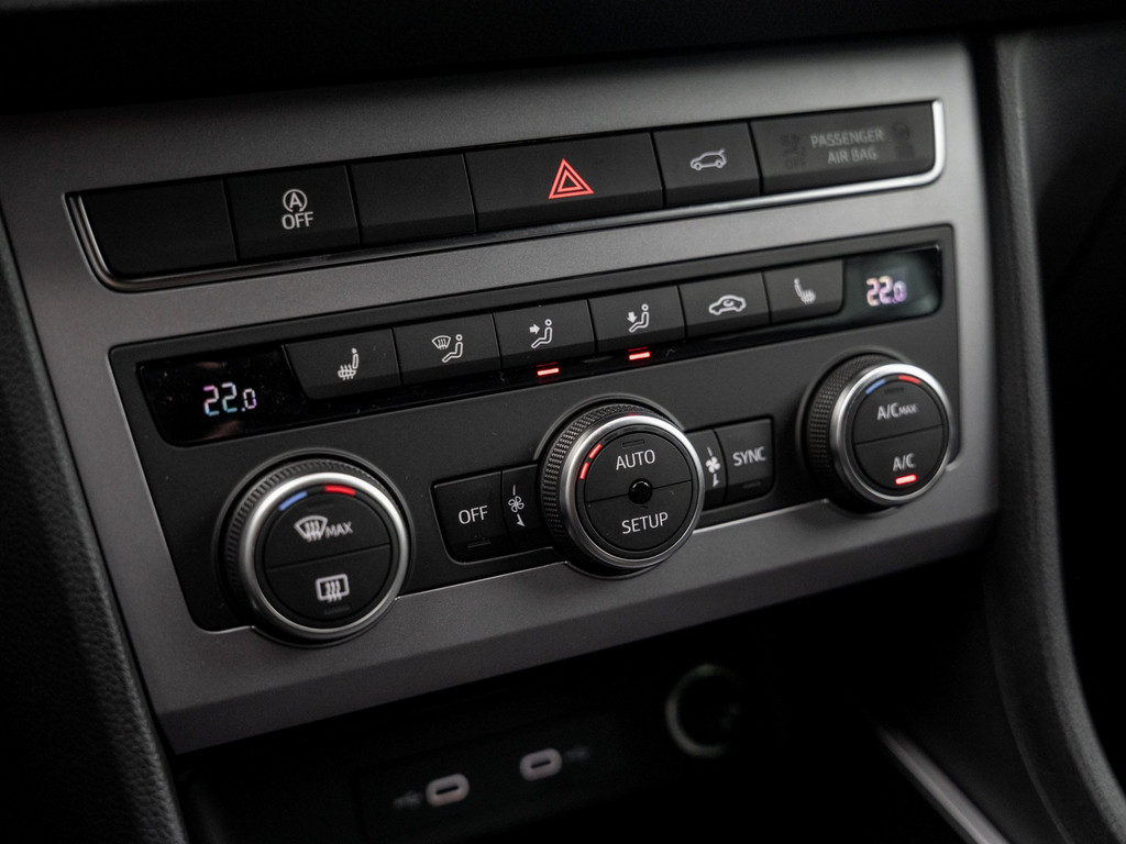 Bild 19 - Ateca 1.5 TSI ACT FR Kam. Navi Sportp. Virtual