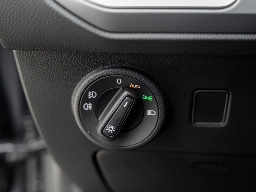 Bild 27 - Ateca 1.5 TSI ACT FR Kam. Navi Sportp. Virtual