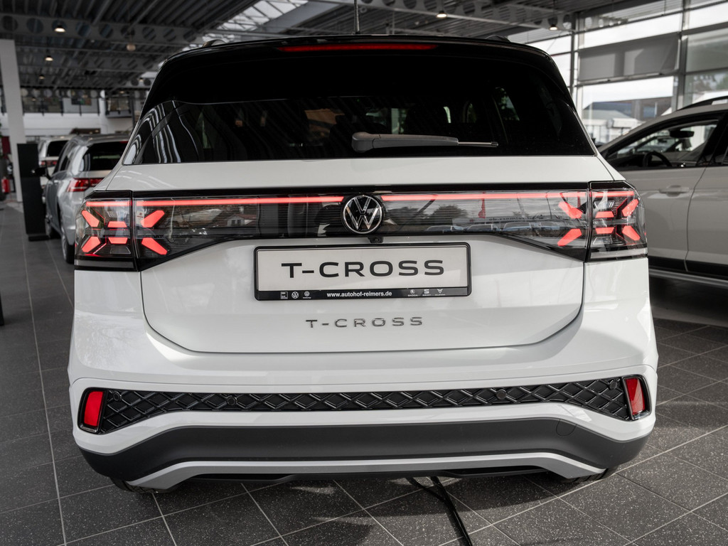Bild 5 - T-Cross R-Line 1.0 l R-Line IQLight Kam. Navi