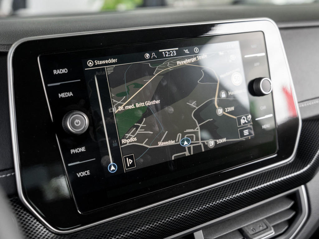 Bild 16 - T-Cross R-Line 1.0 l R-Line IQLight Kam. Navi