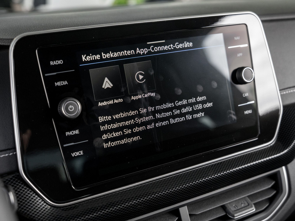 Bild 17 - T-Cross R-Line 1.0 l R-Line IQLight Kam. Navi