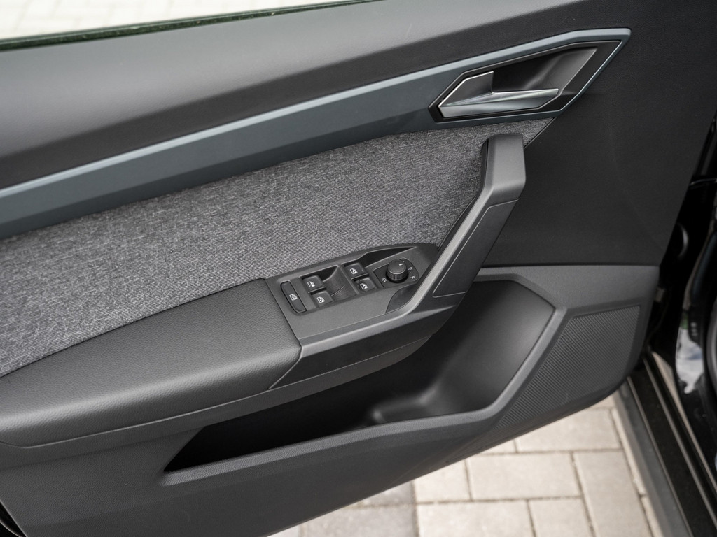 Bild 24 - ARONA XPERIENCE 1.0 TSI DSG Kam. Navi Virtual LM