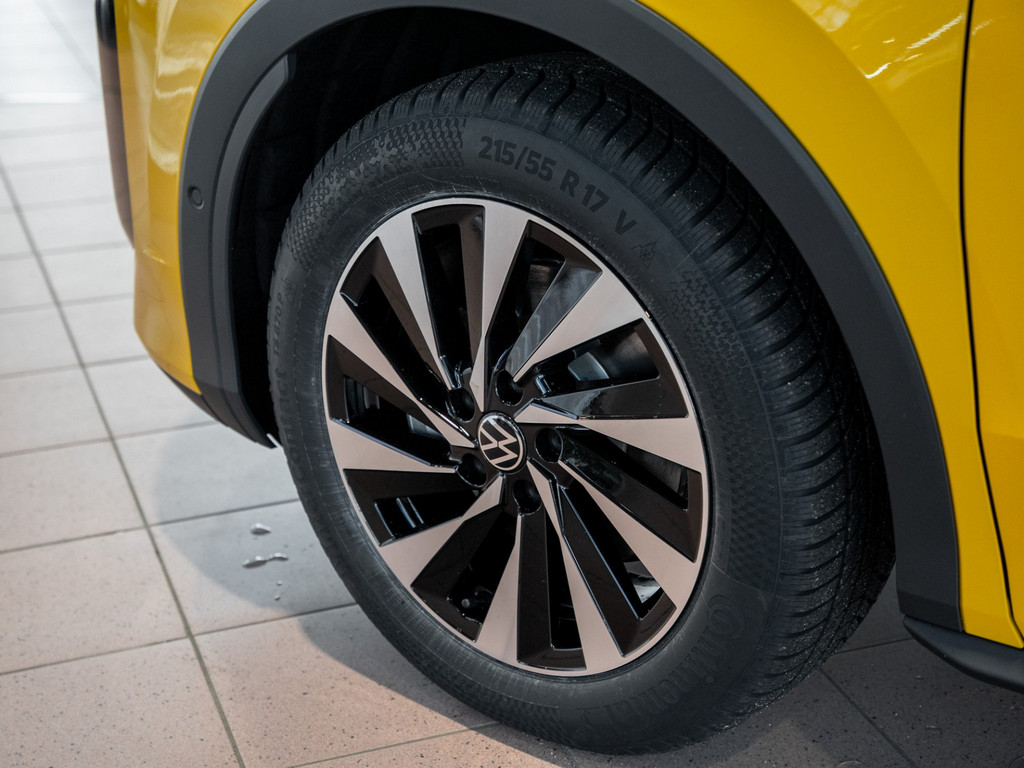 Bild 6 - T-Roc R-Line 1.5 l eTSI DSG IQLight el.Heck
