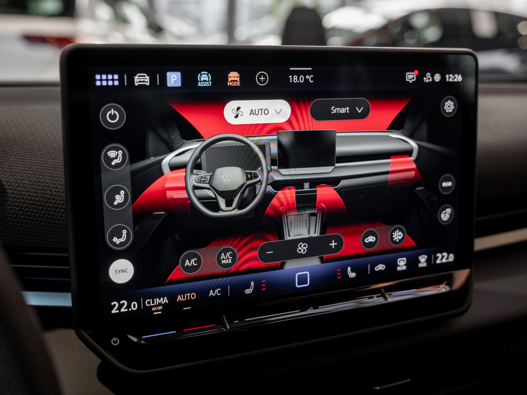 Bild 19 - T-Roc R-Line 1.5 l eTSI DSG IQLight el.Heck