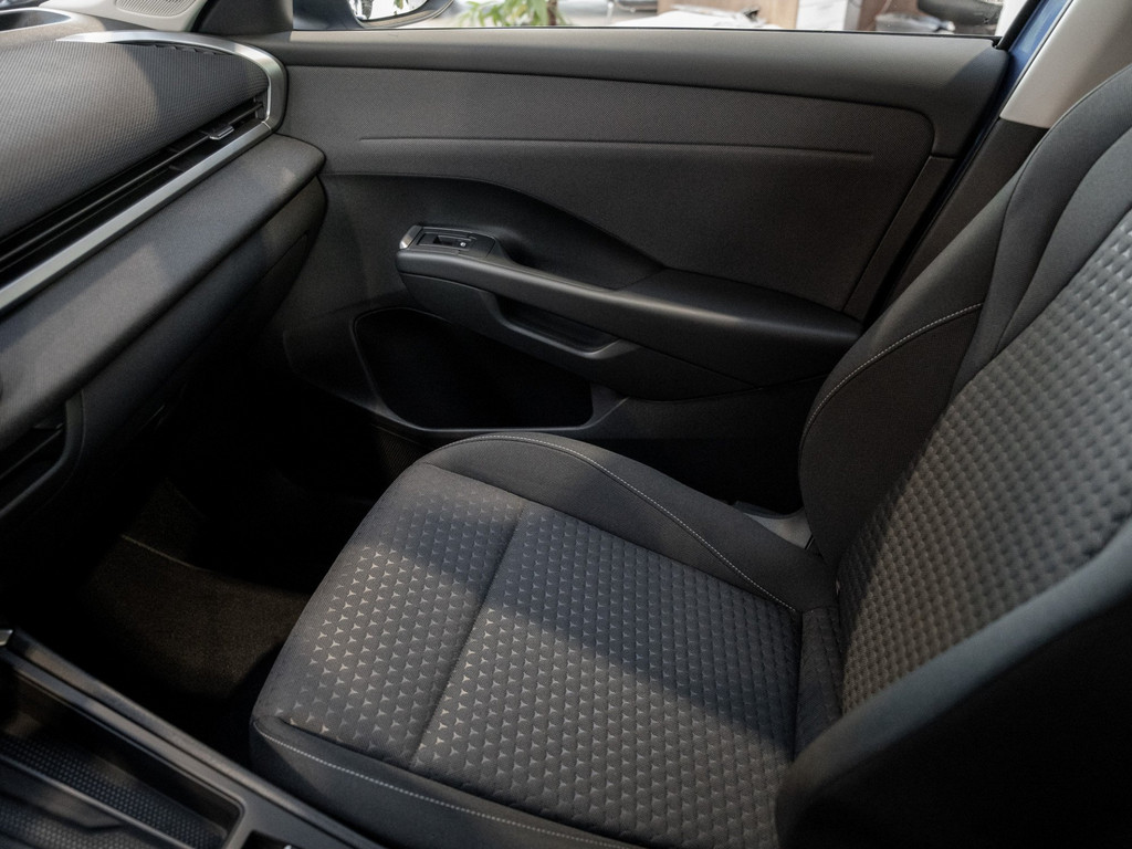 Bild 21 - T-Roc Life 1.5 l eTSI DSG Kam. Virtual ACC