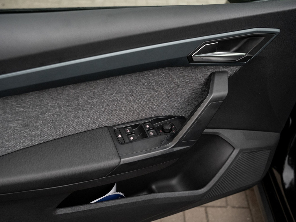 Bild 18 - ARONA XPERIENCE 1.0 TSI DSG Kam. Navi Virtual LM