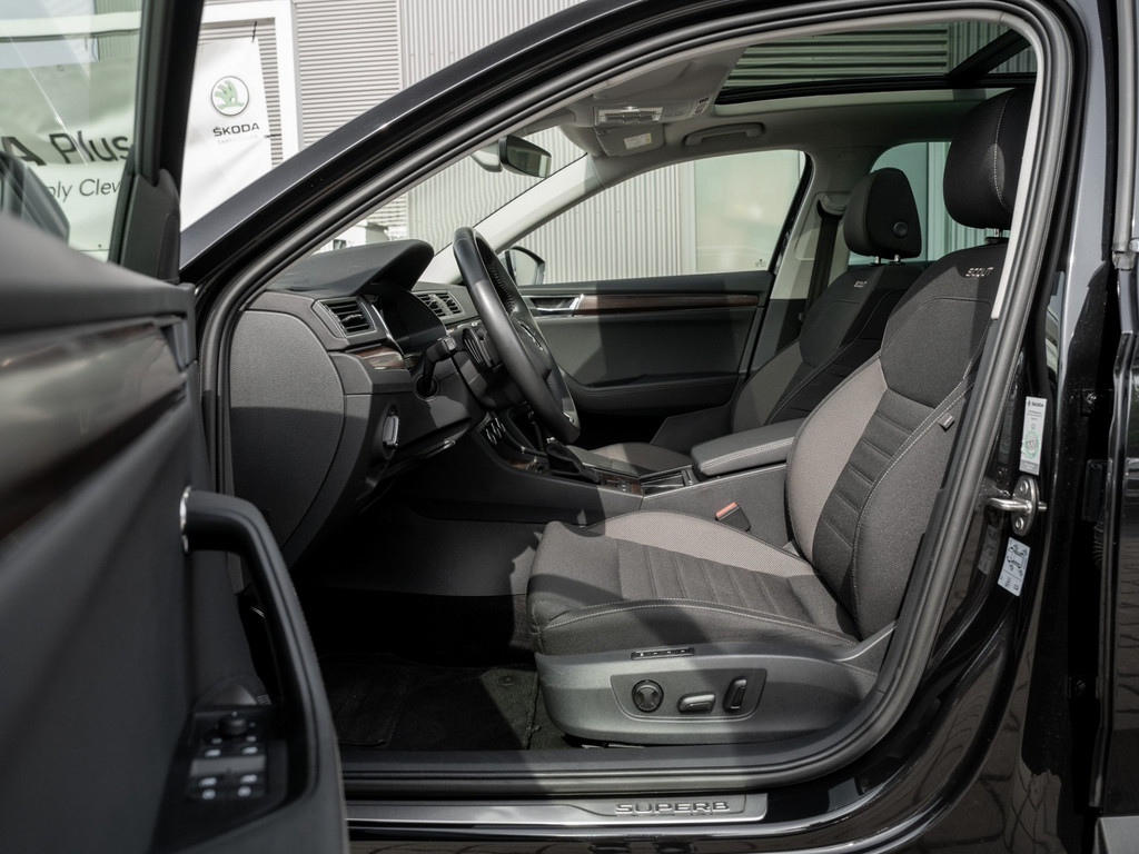 Bild 10 - SUPERB C. SCOUT 2.0 TSI DSG 4X4 AHK Kam. Pano LM
