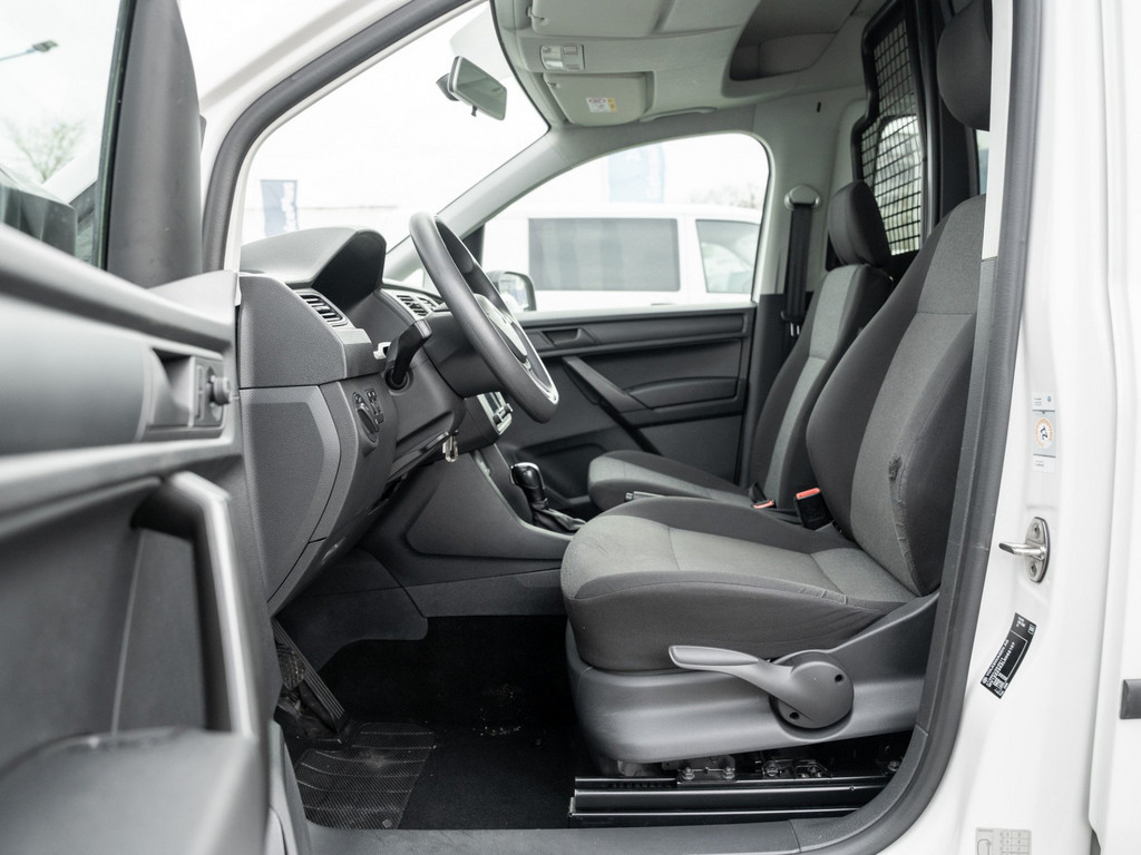 Bild 8 - Caddy Maxi Kasten DSG + KLIMA + FLEXSITZ + GRA + LANEASS