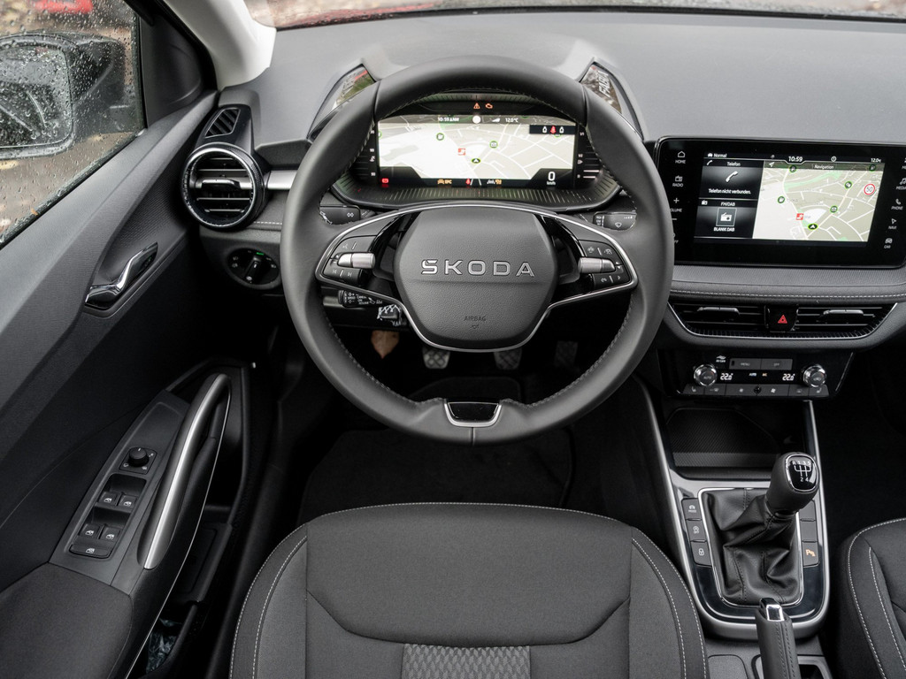 Bild 12 - Fabia Tour 1.0 TSI Kam. Navi Virtual ACC KeyLess