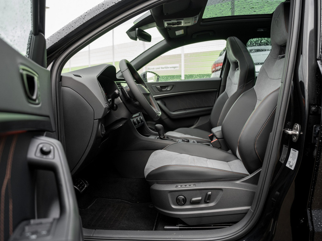 Bild 8 - Ateca 2.0 4Drive Tribe Edition AHK, 360 -Kamera