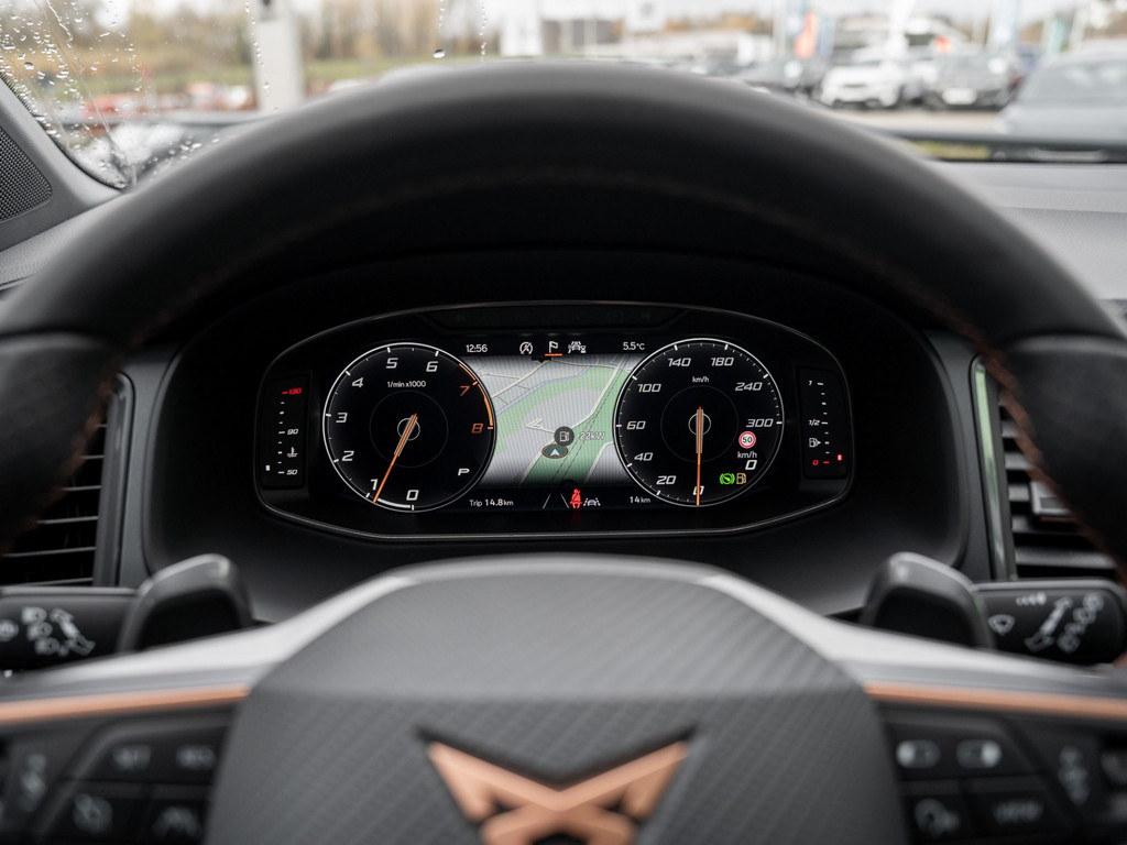 Bild 24 - Ateca 2.0 4Drive Tribe Edition AHK, 360 -Kamera