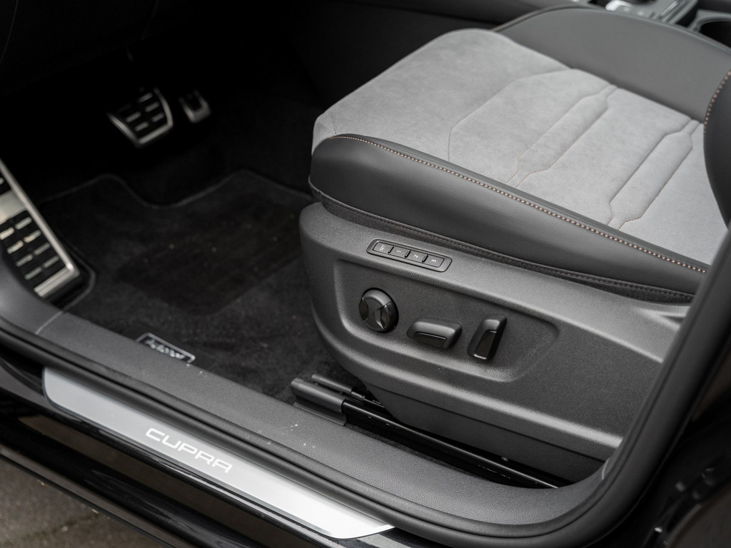 Bild 30 - Ateca 2.0 4Drive Tribe Edition AHK, 360 -Kamera