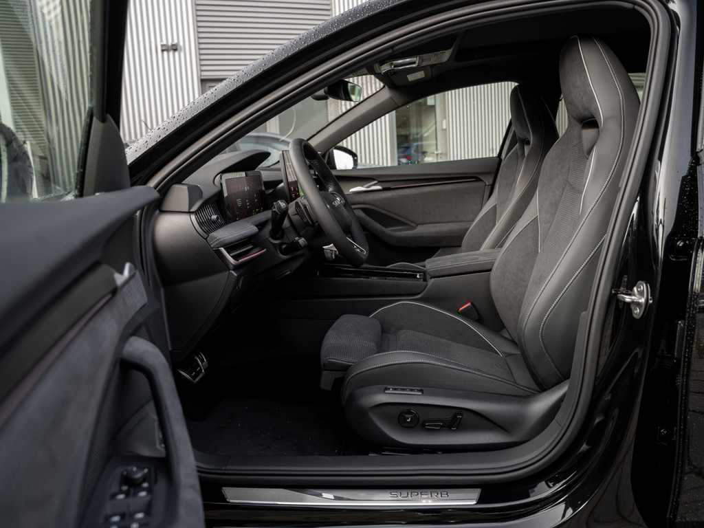 Bild 9 - Superb Combi Sportline 2.0 TSI DCC AHK Kam. LM