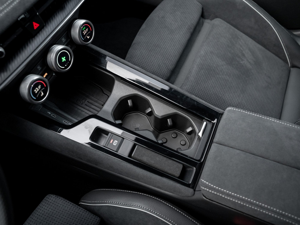 Bild 24 - Superb Combi Sportline 2.0 TSI DCC AHK Kam. LM