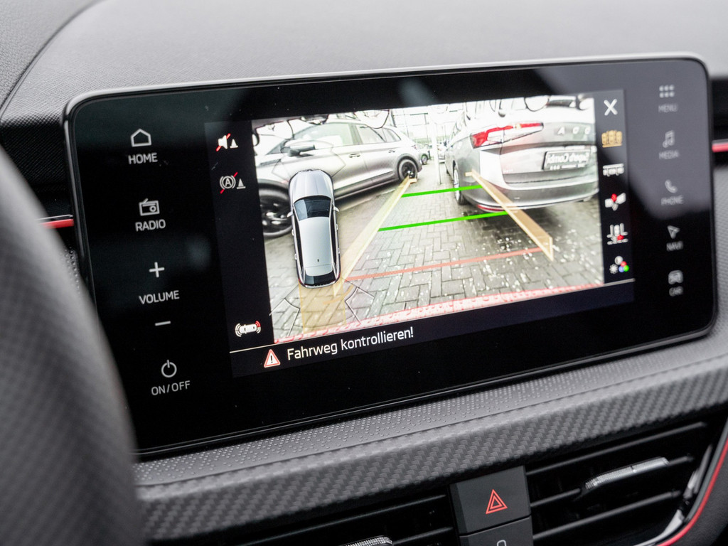 Bild 15 - Scala Monte Carlo 1.5 TSI DSG Pano AHK Kam. Navi