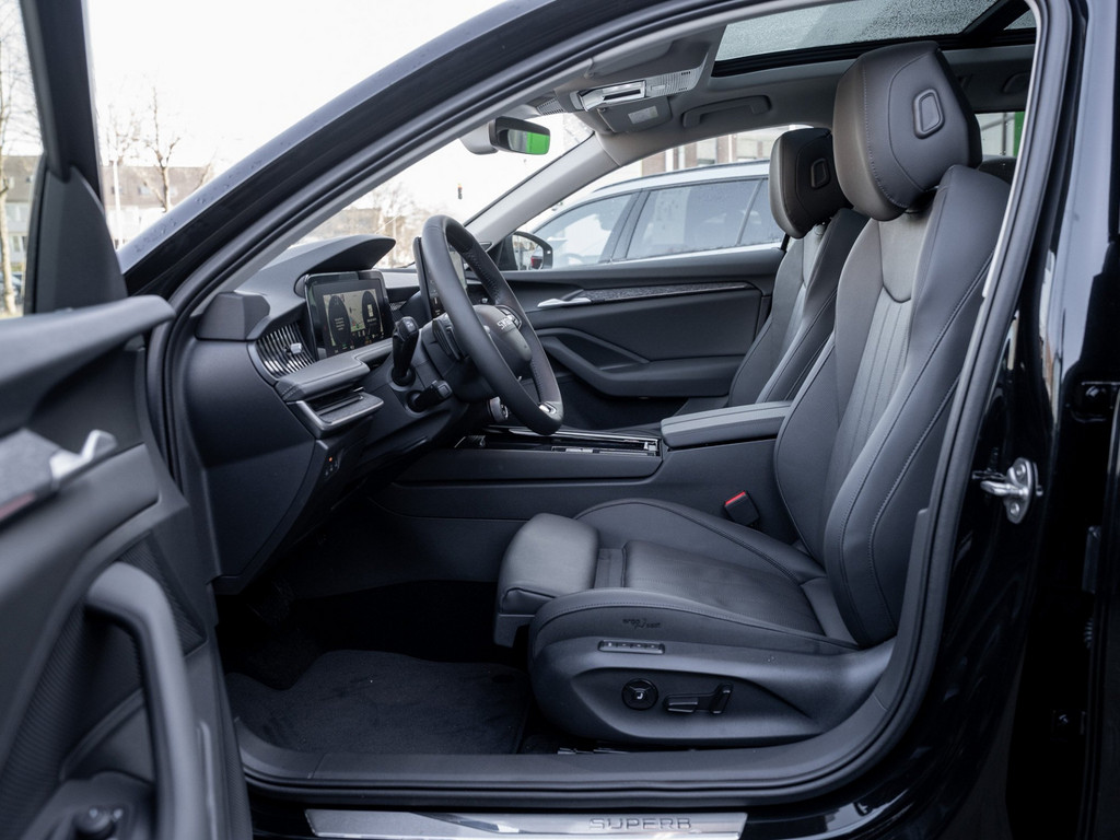 Bild 9 - Superb Combi Selection 1.5 TSI iV DSG AHK Sport