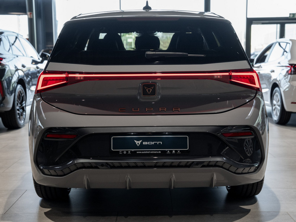 Bild 5 - Born 170 79kWh Edition Dynamic Kam. Navi 360
