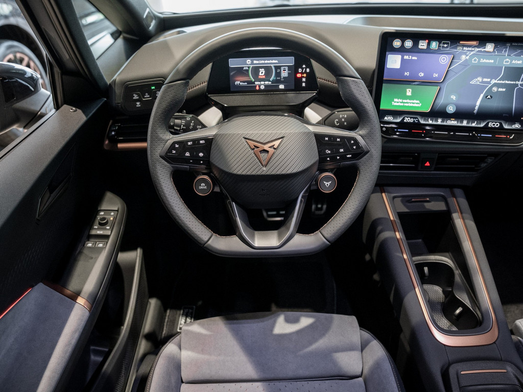 Bild 12 - Born 170 79kWh Edition Dynamic Kam. Navi 360