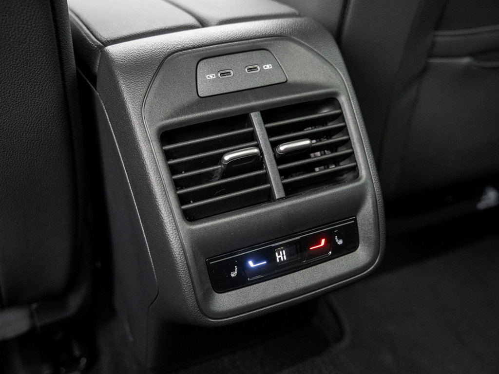 Bild 12 - Superb Combi Selection 1.5 TSI mHEV DSG AHK Kam.