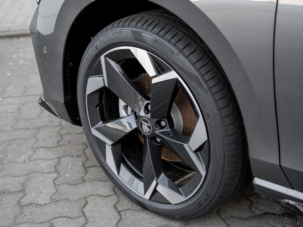 Bild 8 - Superb Combi L&K 2.0 TSI DSG DCC AHK Kam. Leder