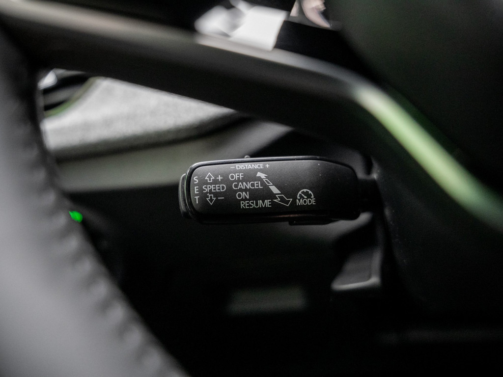 Bild 27 - Scala Tour 1.0 TSI DSG Navi Virtual ACC LED LM