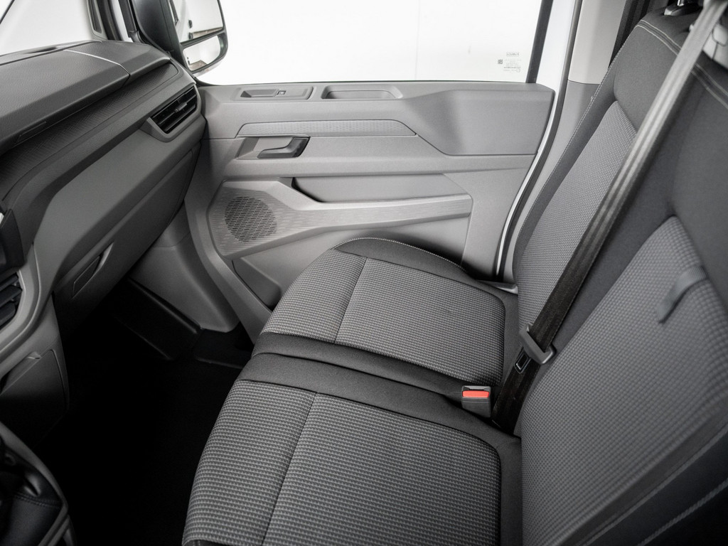 Bild 17 - Transporter Kasten 2.0 TDI 81 kW KR AHK Kam. LED