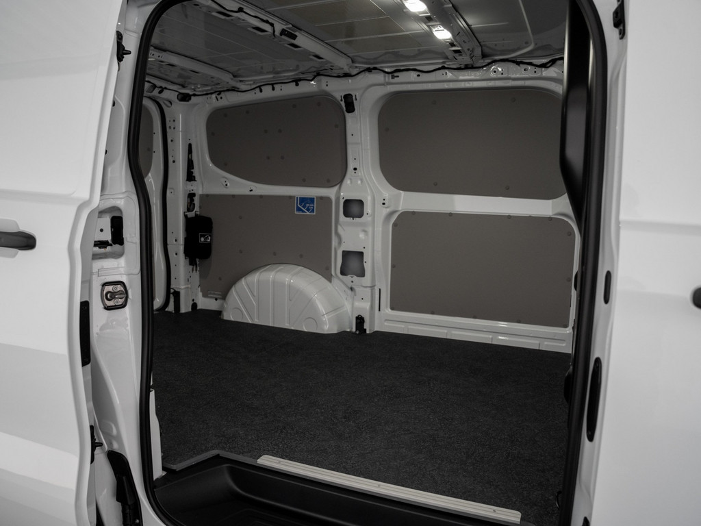 Bild 25 - Transporter Kasten 2.0 TDI 81 kW KR AHK Kam. LED