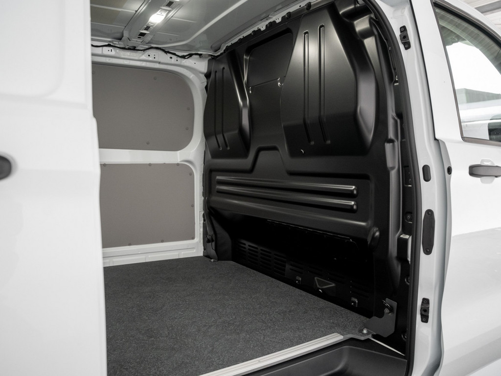Bild 26 - Transporter Kasten 2.0 TDI 81 kW KR AHK Kam. LED
