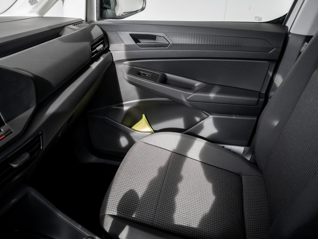 Bild 19 - Caddy 2.0 TDI Cargo PDC SHZ SoundSys Winterp.