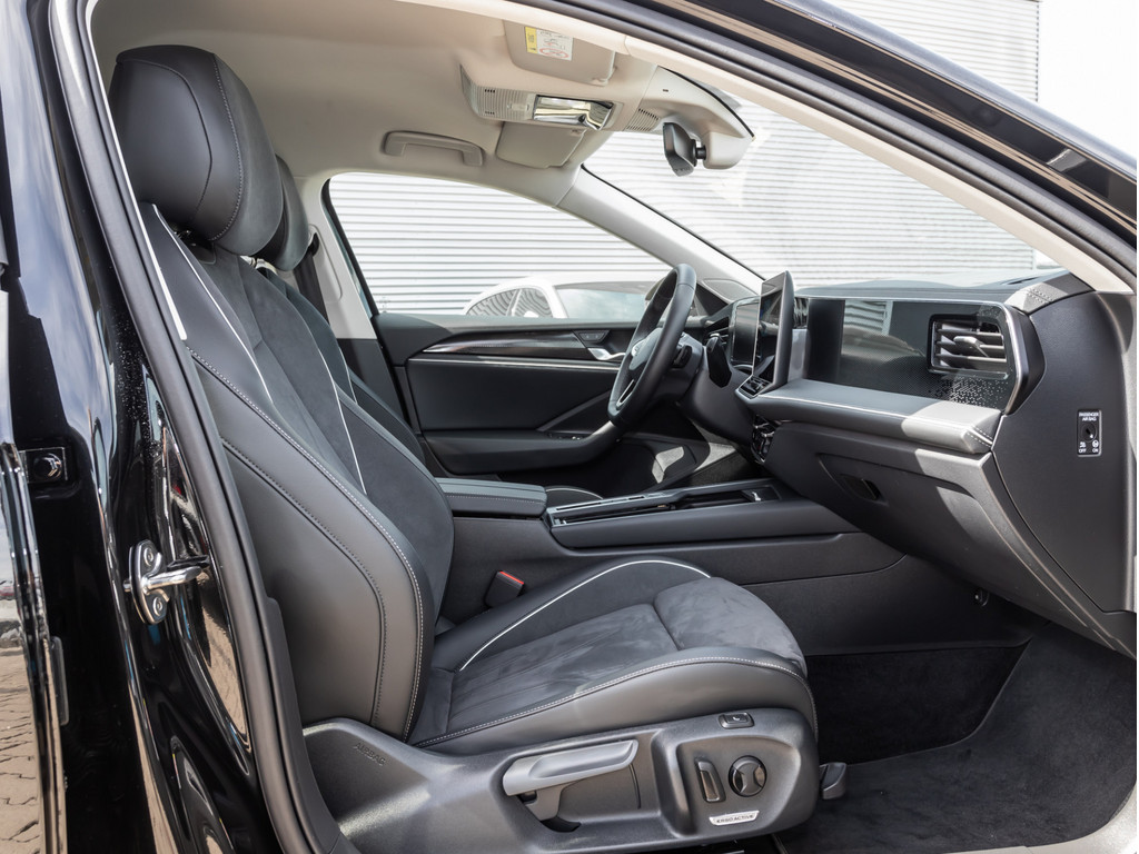 Bild 2 - Passat Variant Business 2,0 l TDI DSG