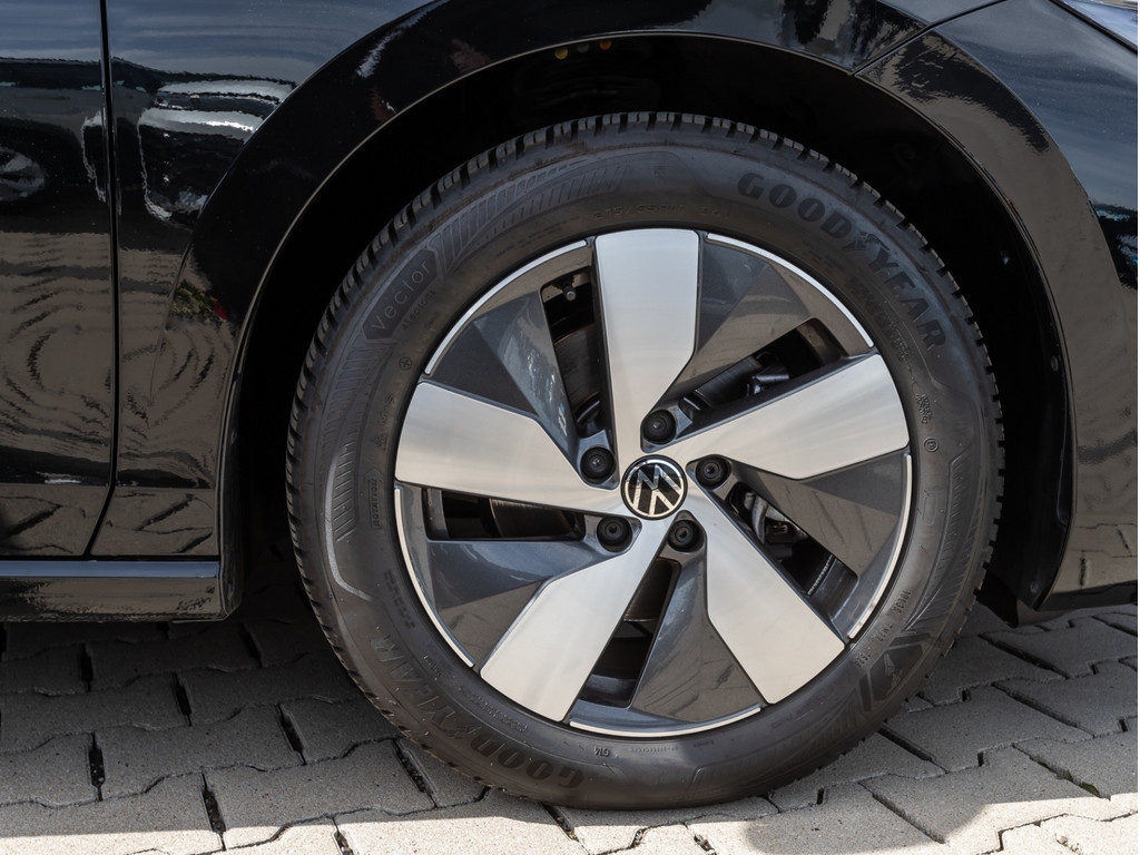 Bild 9 - Passat Variant Business 2,0 l TDI DSG