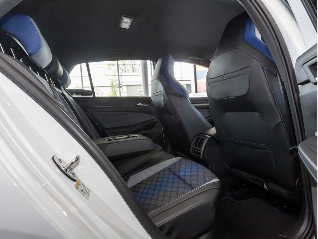 Bild 6 - Golf R 2.0 TSI 4Motion DSG