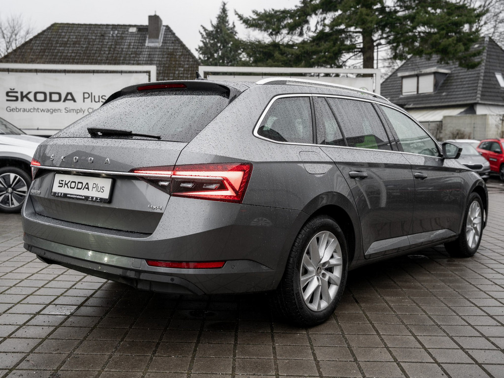 Bild 7 - SUPERB C. STYLE 2.0 TDI DSG 4X4 AHK Kam. Virtual
