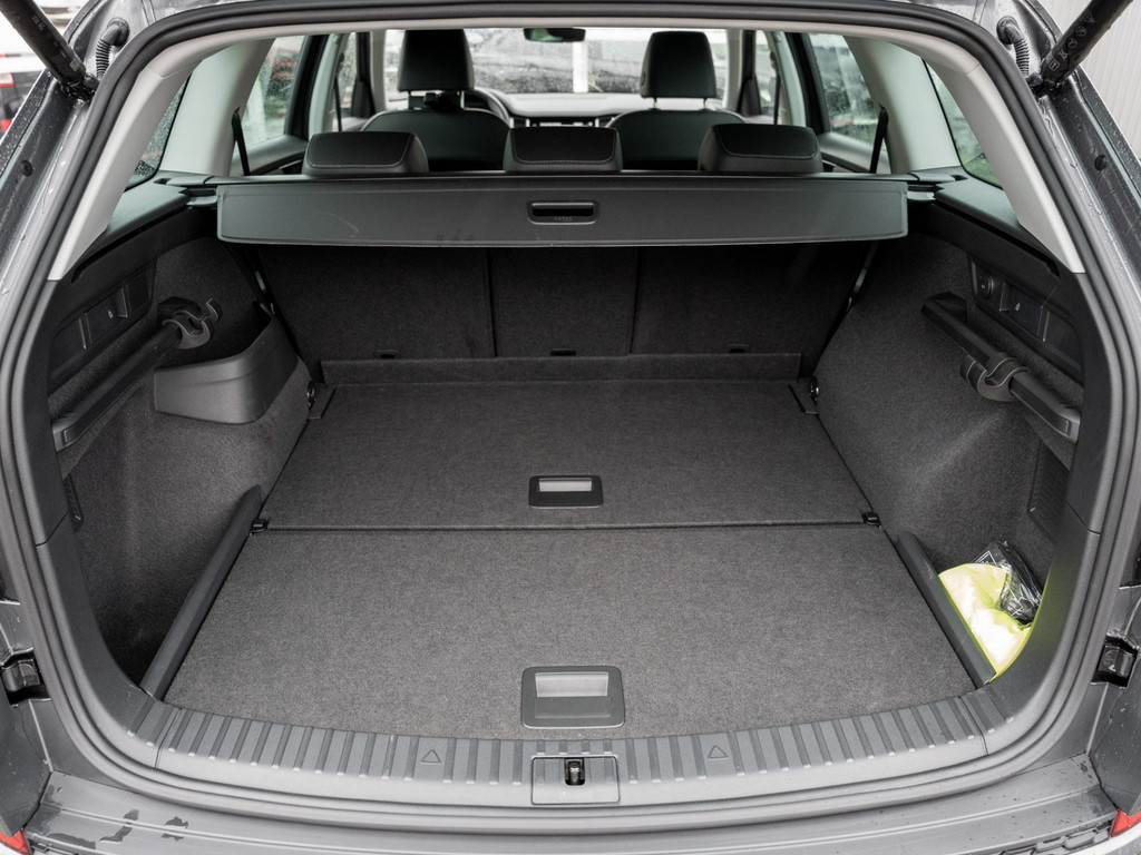 Bild 29 - KODIAQ STYLE 2.0 TSI DSG 4X4 Kam. Navi Standh.