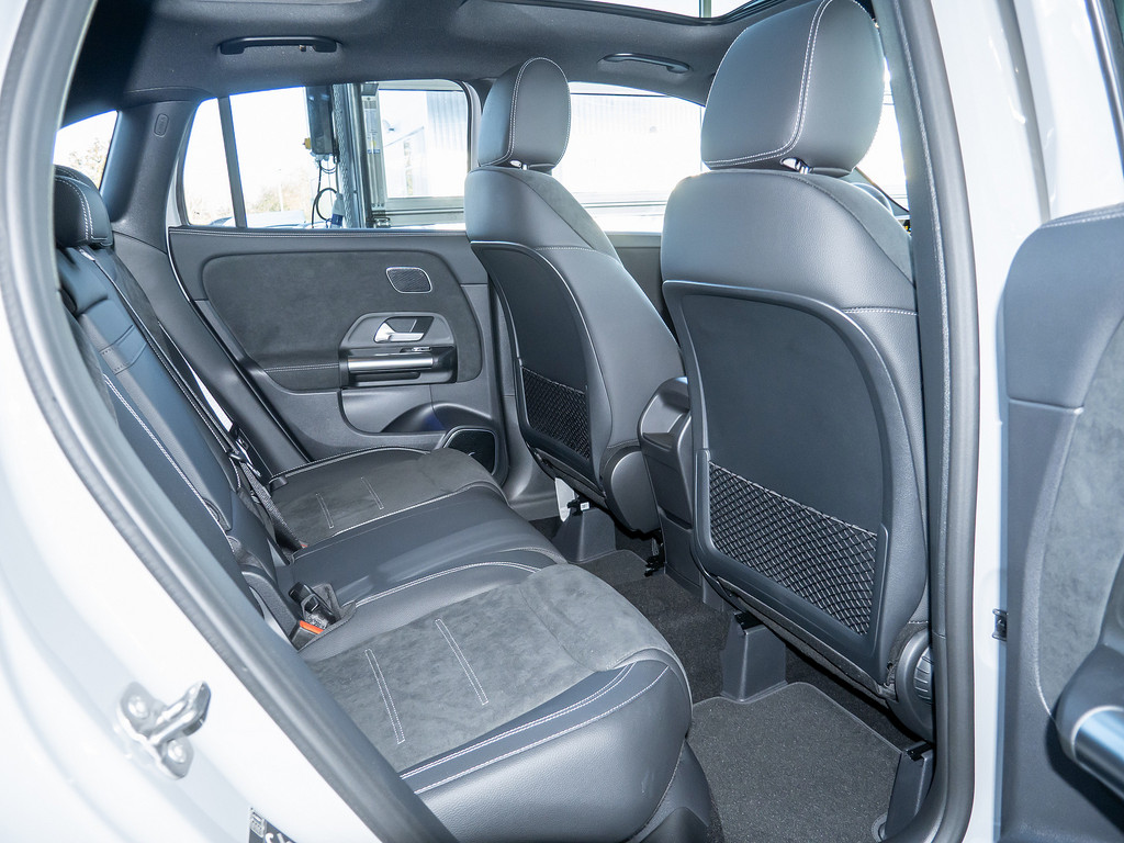 Bild 5 - GLA 220 d 4M Special Edition AMG