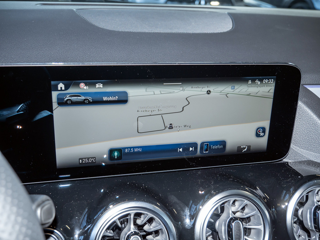 Bild 8 - GLA 220 d 4M Special Edition AMG