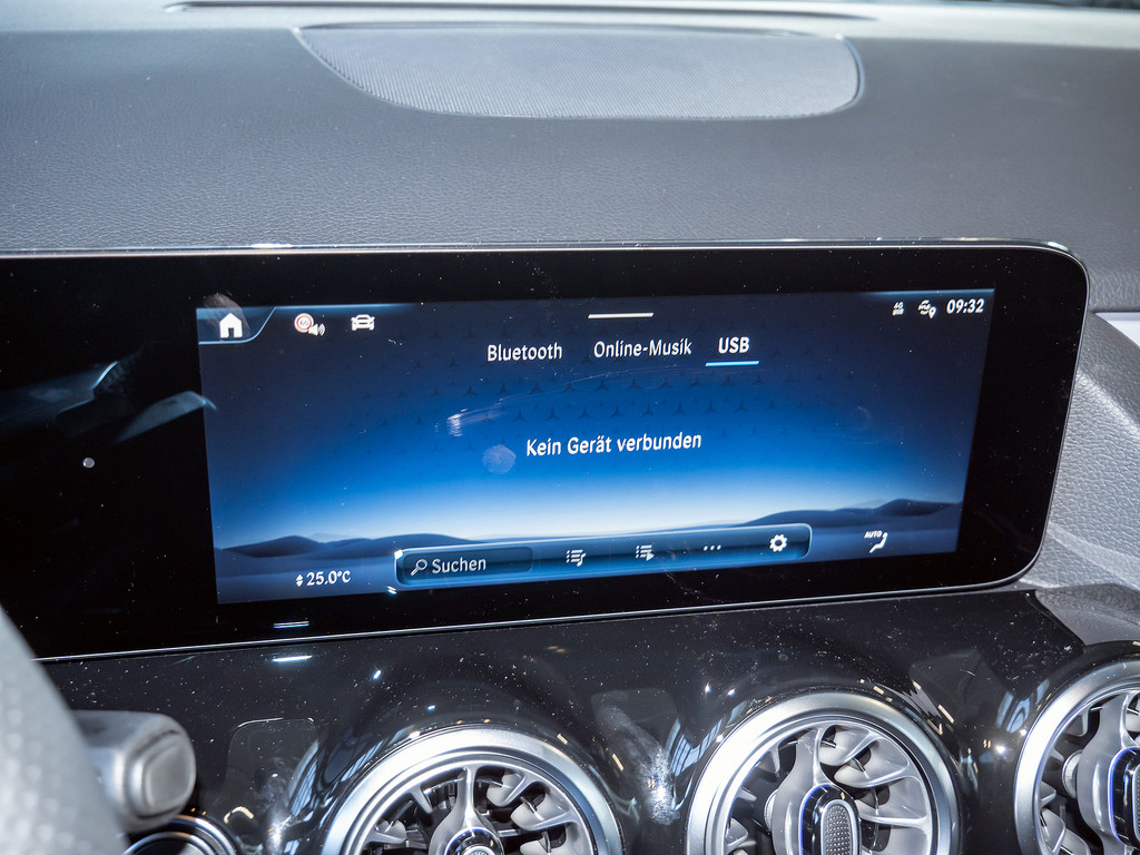 Bild 10 - GLA 220 d 4M Special Edition AMG