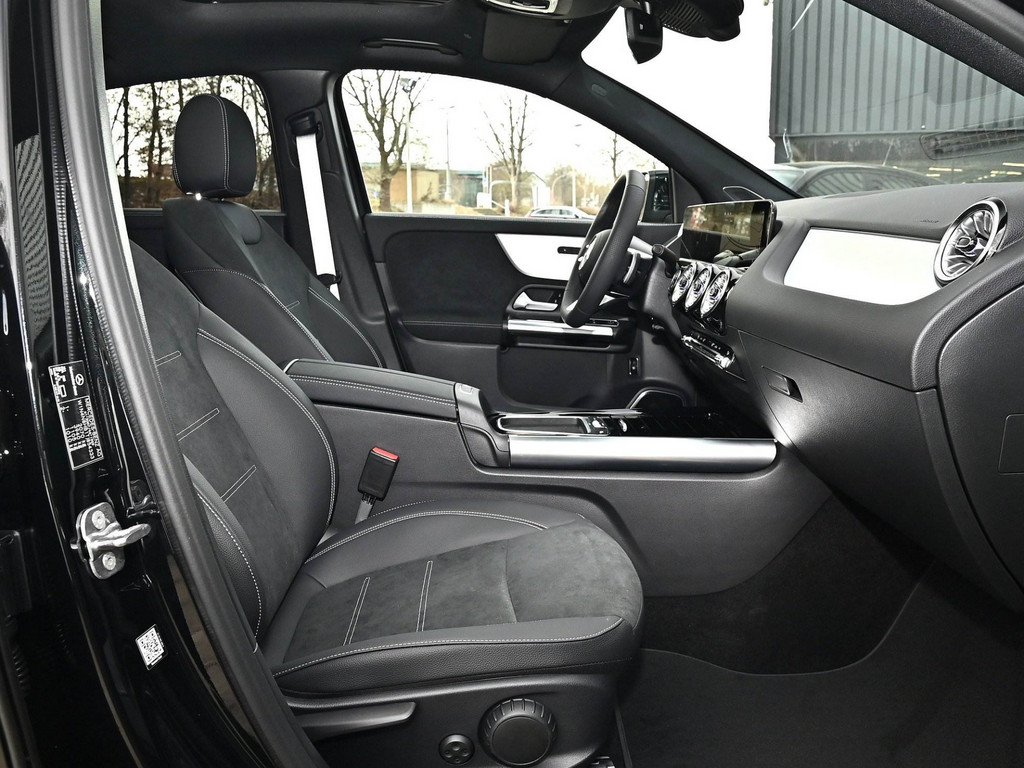 Bild 3 - GLA 200 AMG Line