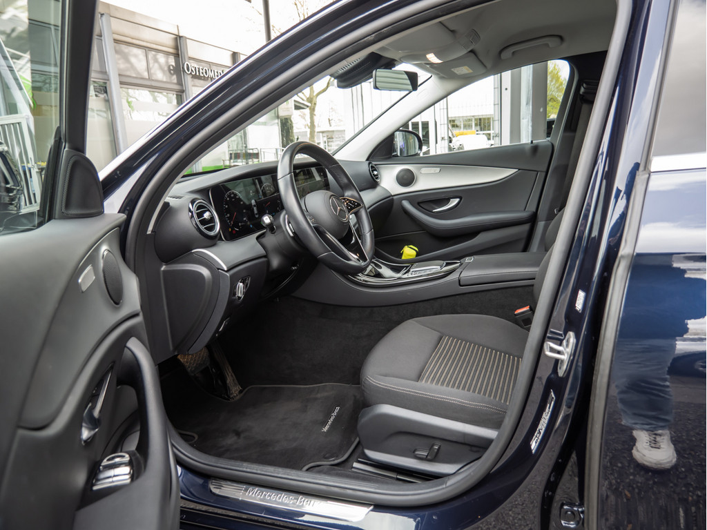 Bild 10 - E 200 Avantgarde