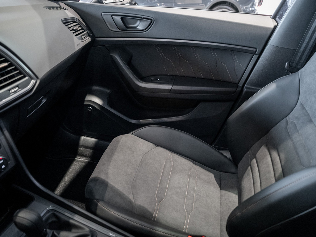 Bild 22 - Ateca 2.0 TSI 4Drive VZ *Aktion* AHK,Kam., Navi