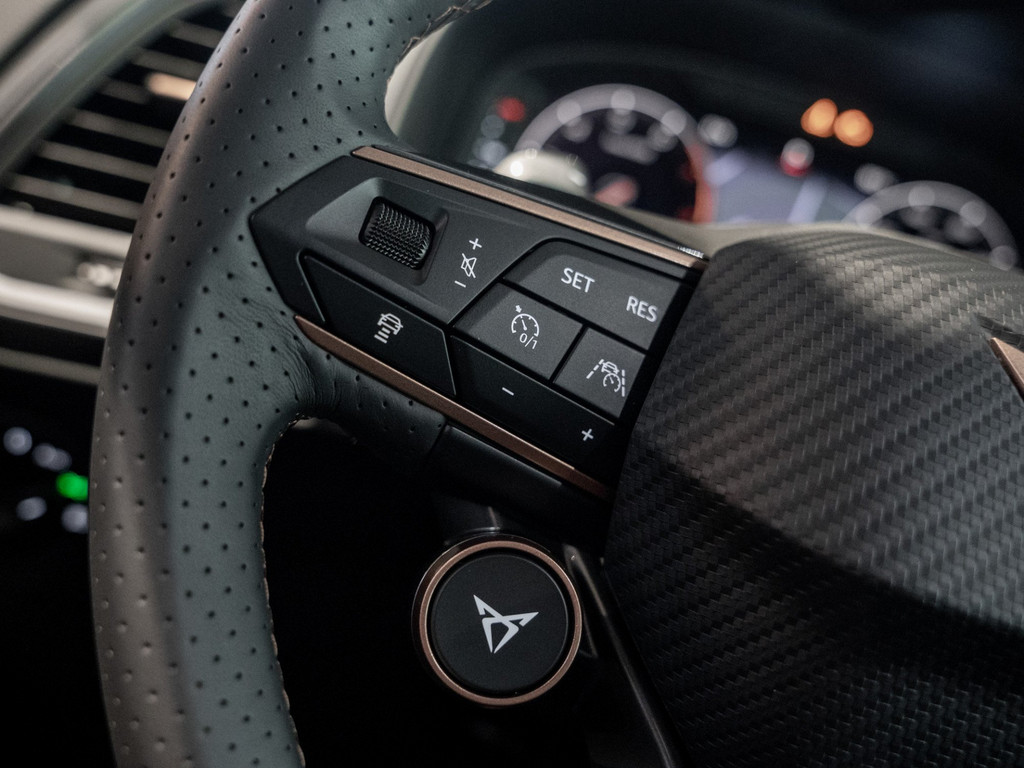 Bild 24 - Ateca 2.0 TSI 4Drive VZ *Aktion* AHK,Kam., Navi