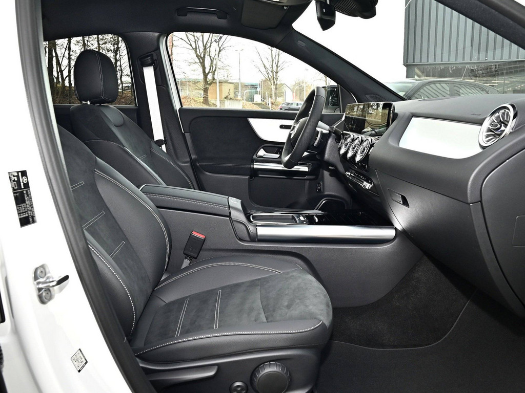 Bild 3 - GLA 200 AMG Line