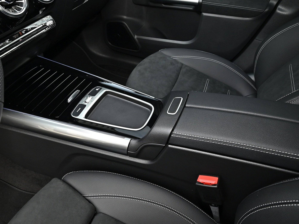 Bild 14 - GLA 200 AMG Line