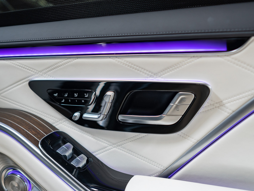 Bild 16 - S 680 4M Maybach Manufaktur Magno Firstclass