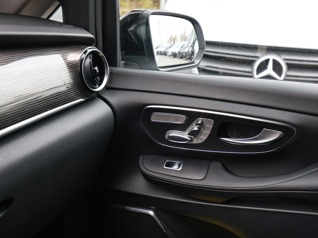 Bild 16 - V 300 d 4M AVANTGARDE EDITION Lang