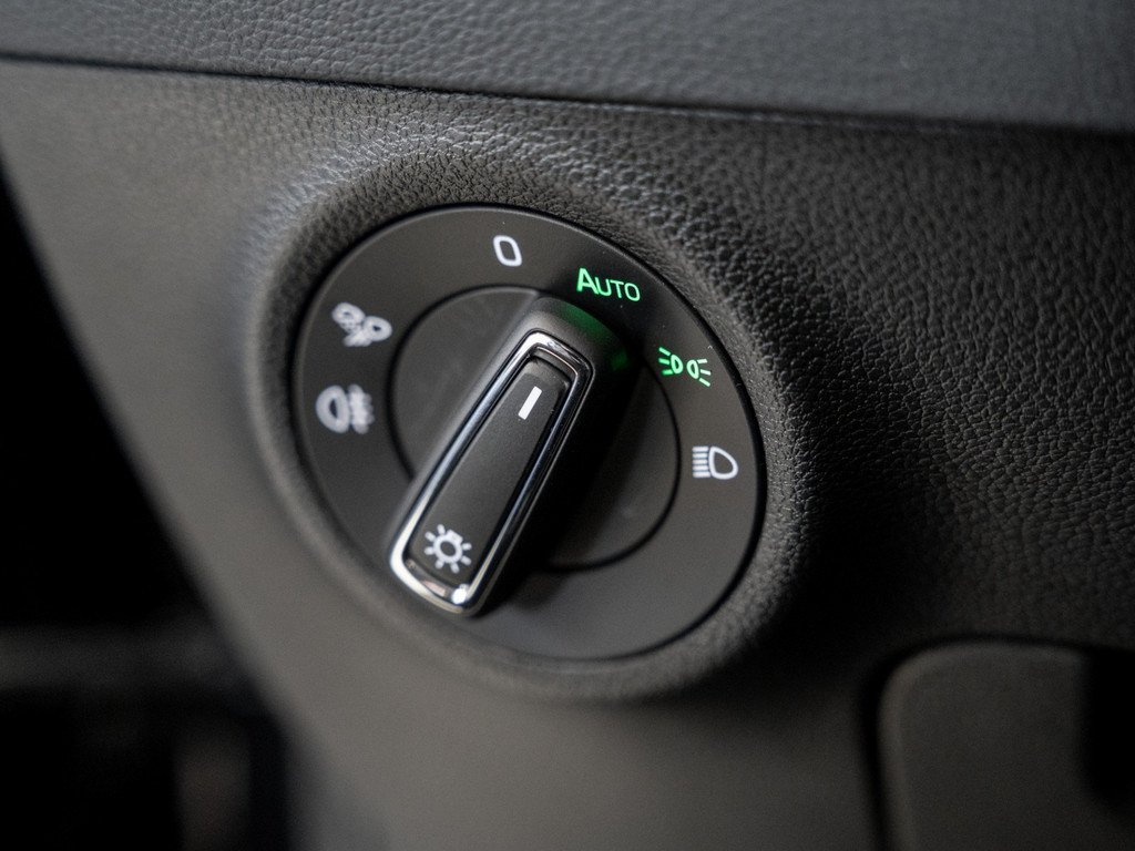 Bild 28 - Karoq Balance 1.5 TSI DSG AHK Navi Virtual ACC