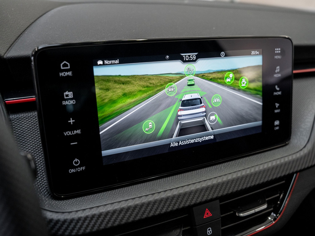Bild 17 - Kamiq Monte Carlo 1.5 TSI DSG Pano AHK Navi ACC
