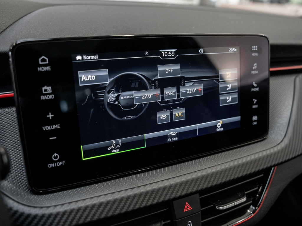 Bild 19 - Kamiq Monte Carlo 1.5 TSI DSG Pano AHK Navi ACC