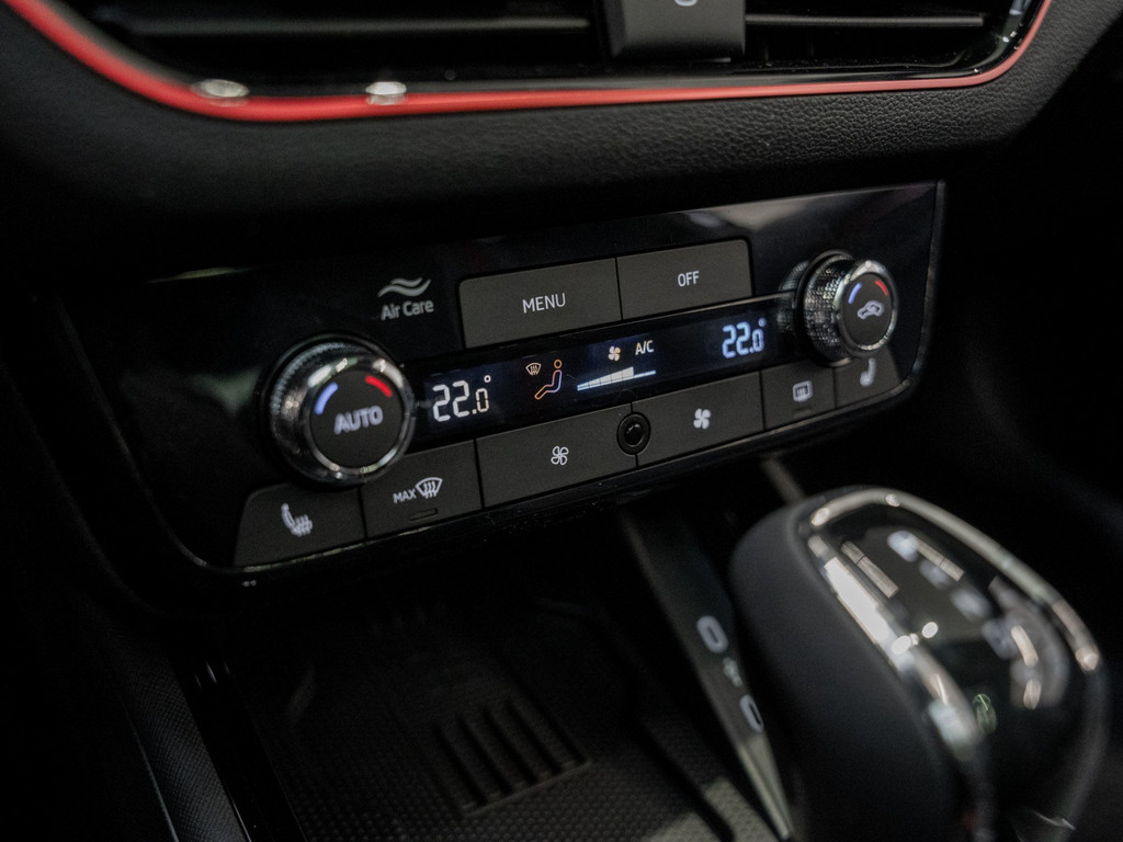 Bild 21 - Kamiq Monte Carlo 1.5 TSI DSG Pano AHK Navi ACC