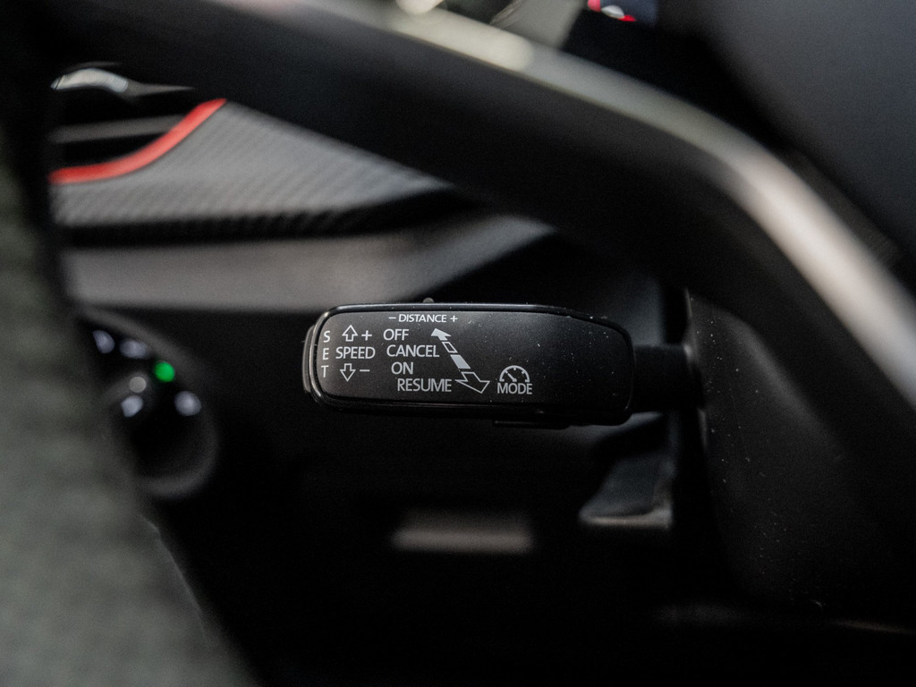 Bild 28 - Kamiq Monte Carlo 1.5 TSI DSG Pano AHK Navi ACC